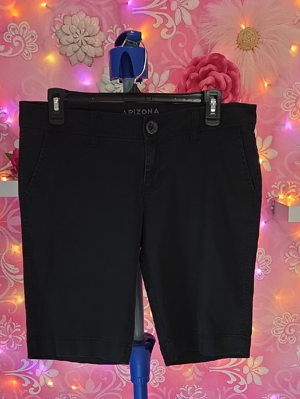 Arizona Jean Company Women's Black Bermuda Stretch Shorts